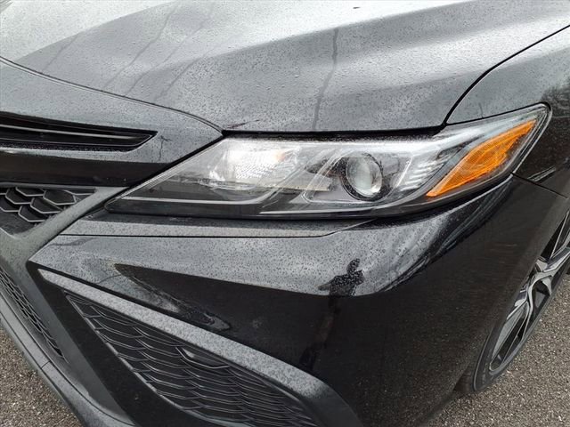 Used 2022 Toyota Camry SE image 14