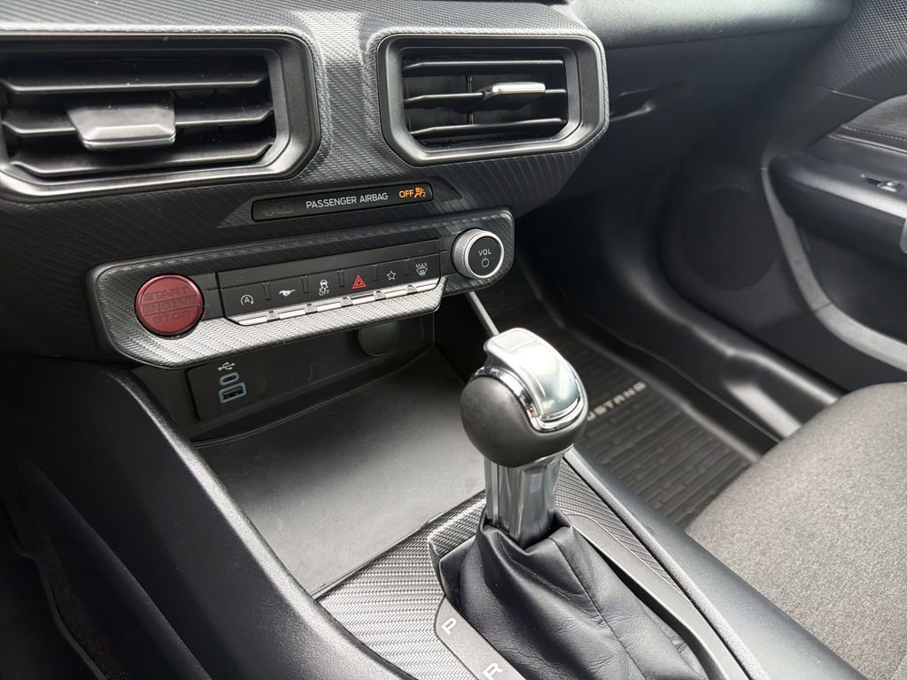 Certified 2025 Ford Mustang Coupe image 22