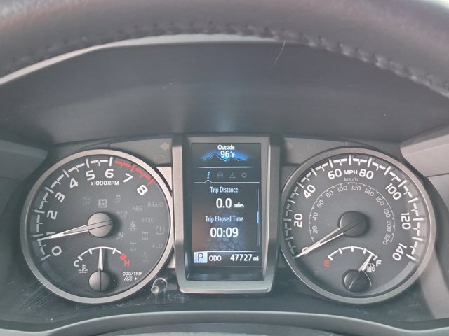 Used 2022 Toyota Tacoma TRD Off-Road w/ Technology Package AWD/4WD image 20