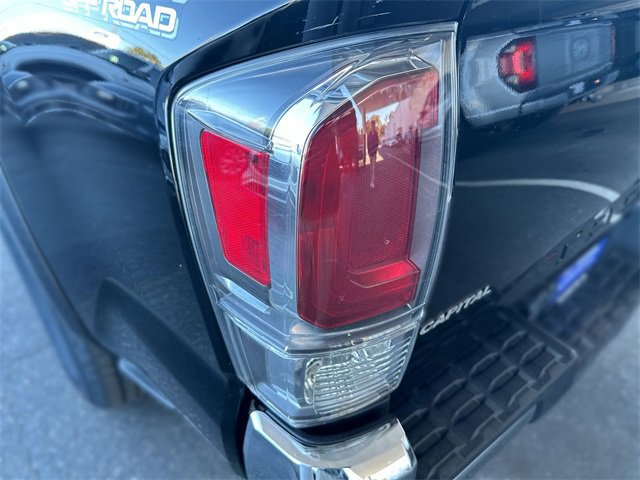 Used 2021 Toyota Tacoma TRD Off-Road image 25