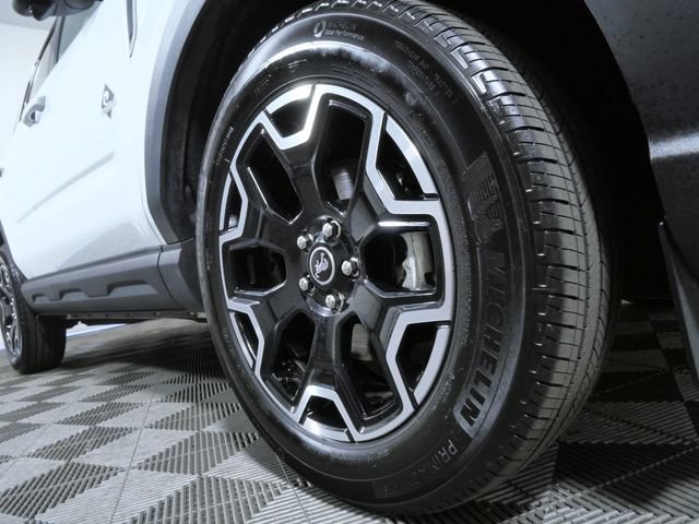 Certified 2025 Ford Bronco Sport Outer Banks w/ Outer Banks Tech Package+ AWD/4WD image 2