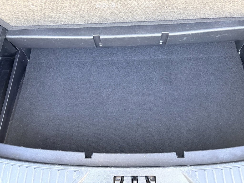 Certified 2021 Ford Explorer XLT w/ Equipment Group 202A image 29