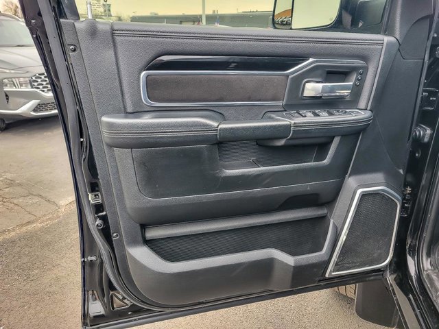 Used 2019 RAM 2500 Laramie w/ Night Edition image 21