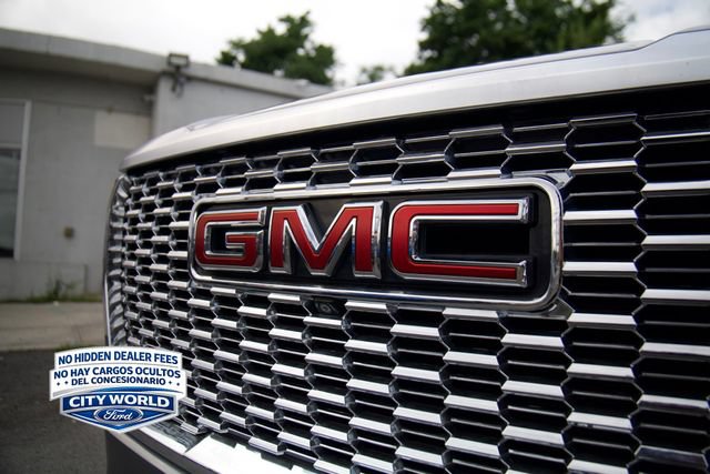 Used 2021 GMC Yukon Denali AWD/4WD image 8