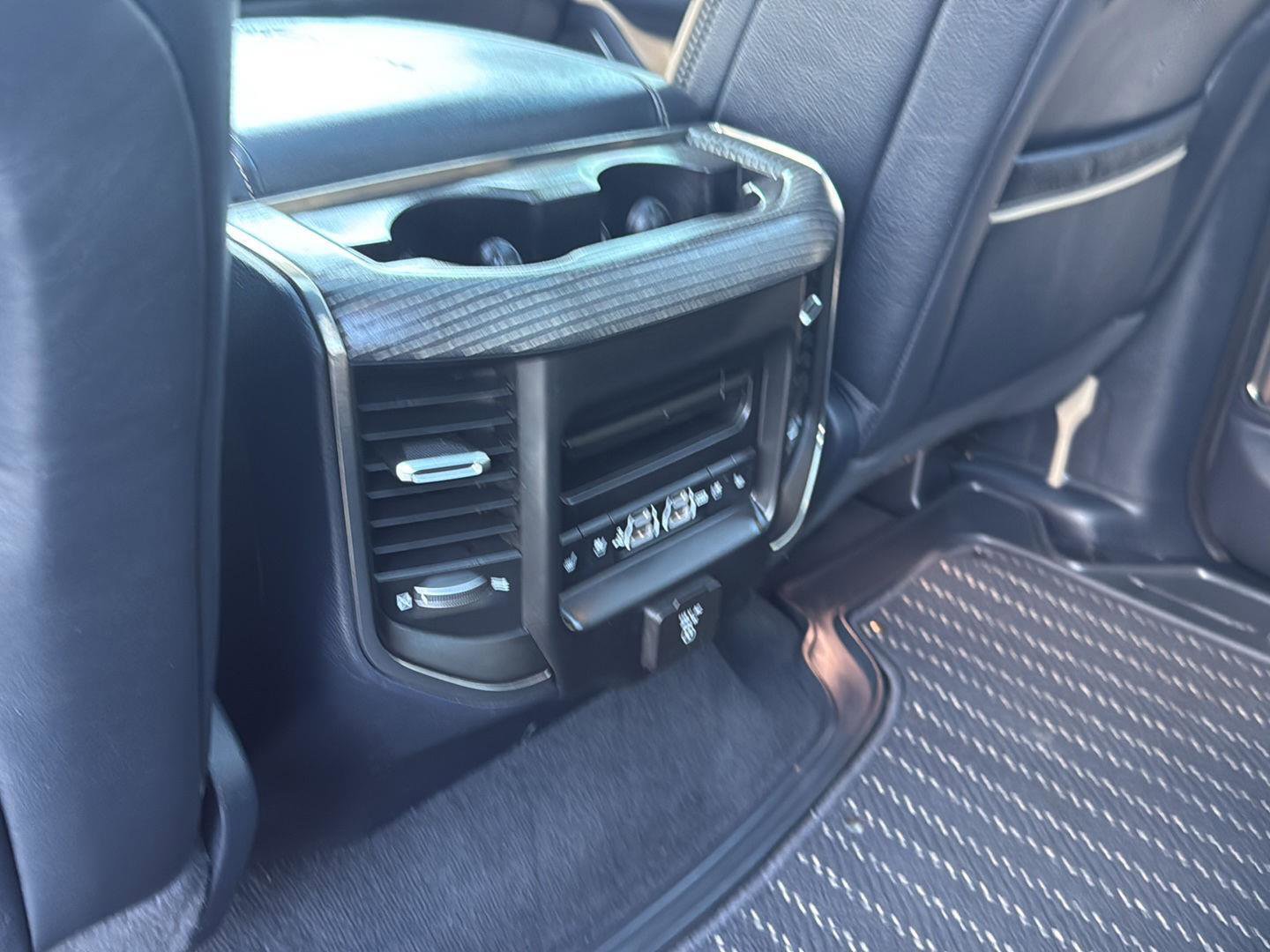 Used 2020 RAM 1500 Limited image 28