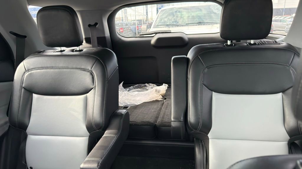 Certified 2023 Ford Explorer XLT w/ Equipment Group 202A image 14