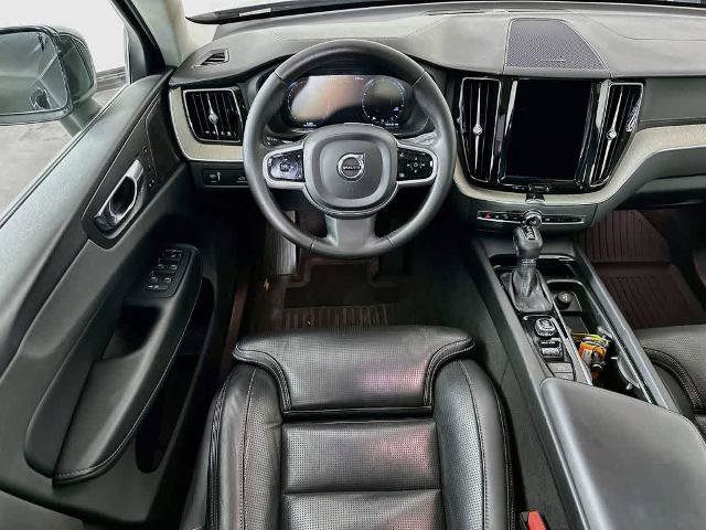 Used 2021 Volvo XC60 T5 Inscription w/ Protection Package Premier FWD image 10