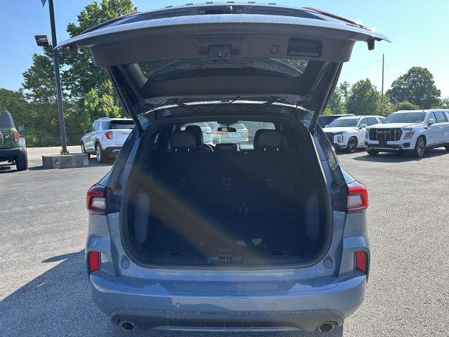 Certified 2024 Ford Escape ST-Line w/ Tech Pack #1 AWD/4WD image 10