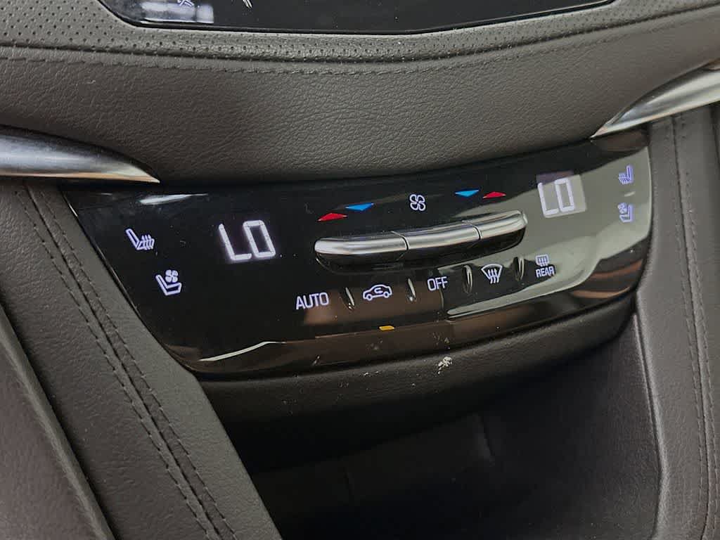 Used 2022 Cadillac XT5 Premium Luxury FWD image 18