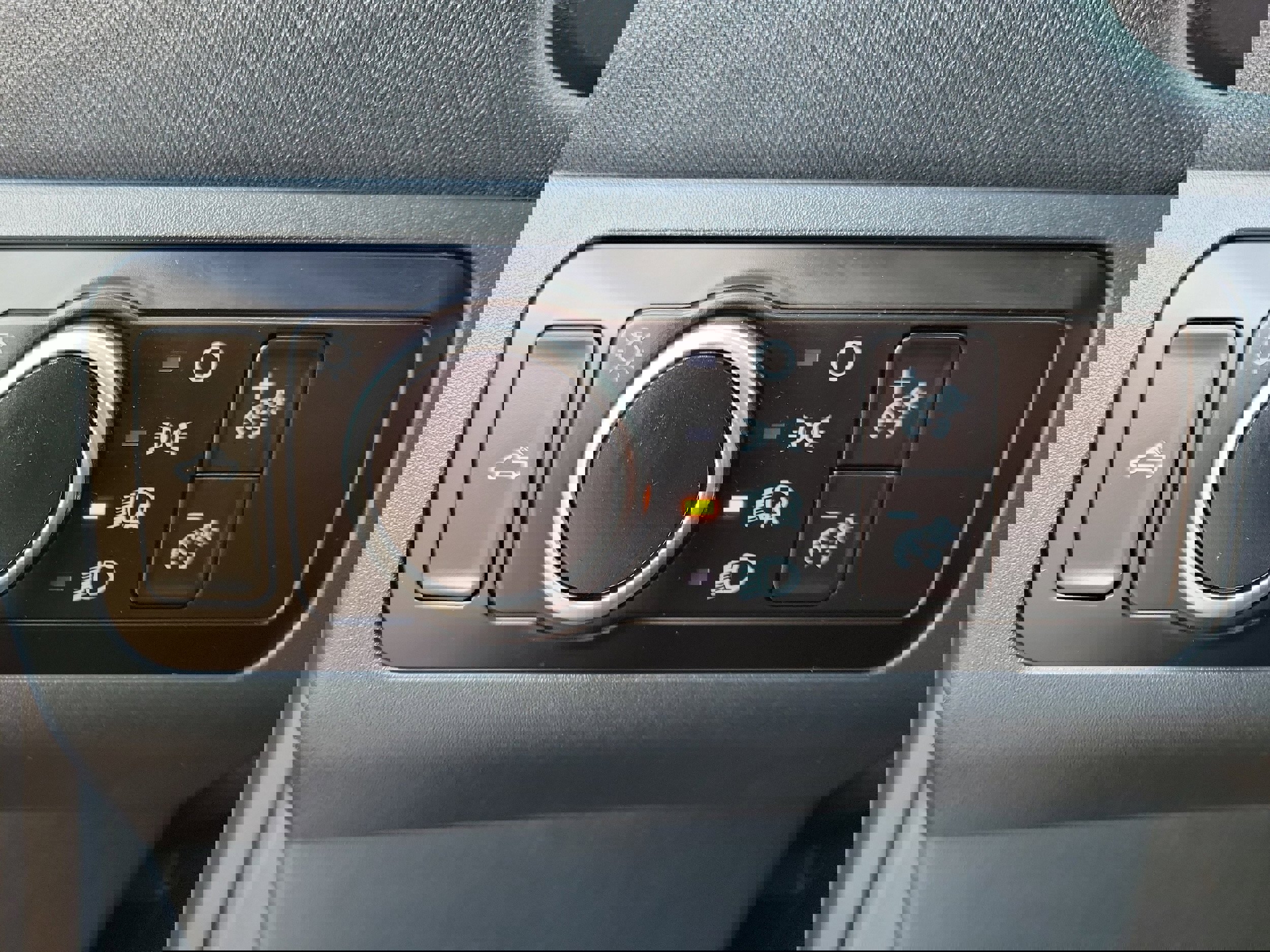 Certified 2023 Ford Maverick XLT w/ Equipment Group 300A Standard image 22