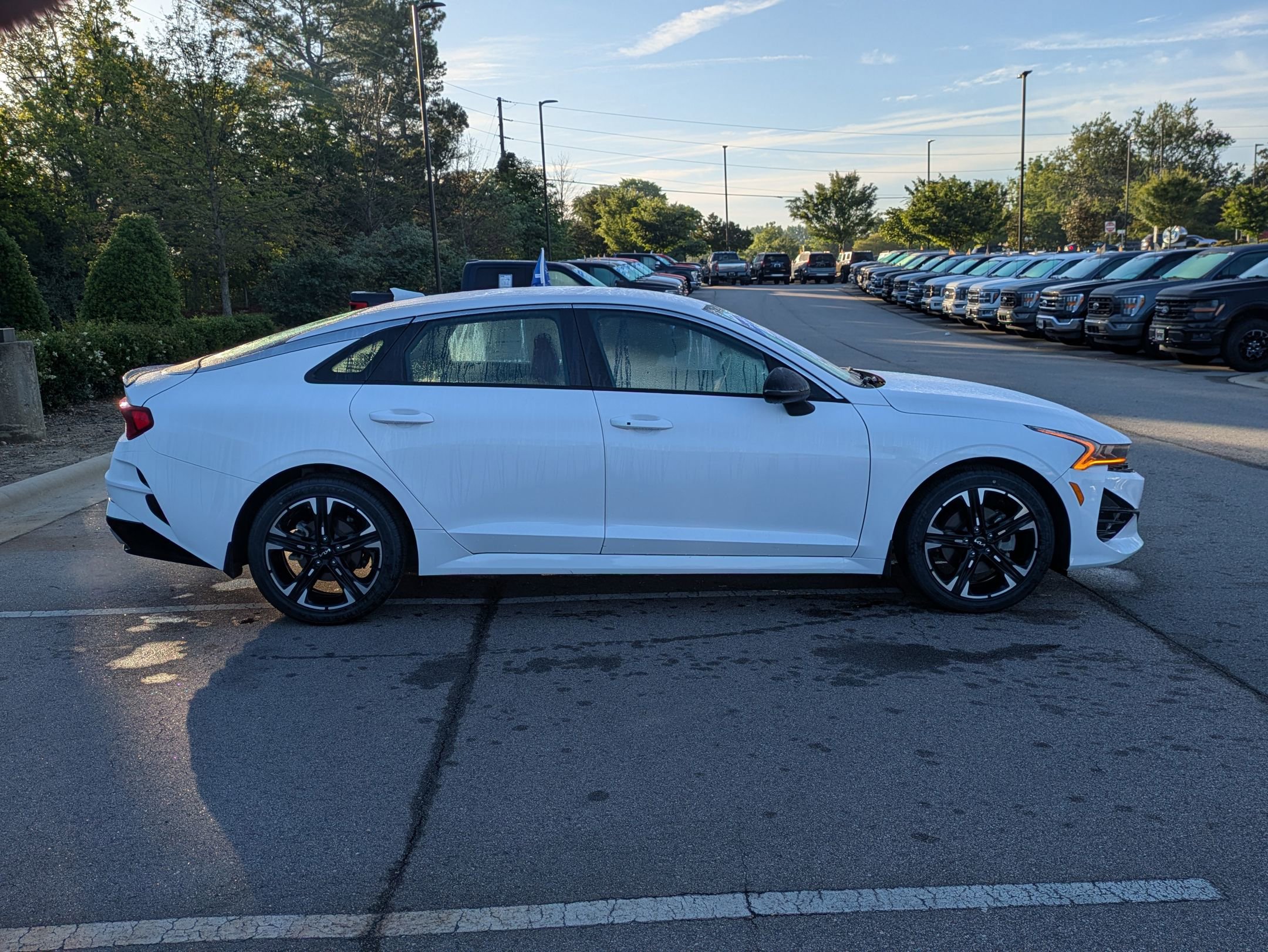 Used 2024 Kia K5 GT-Line w/ GT-Line Premium Package FWD image 3