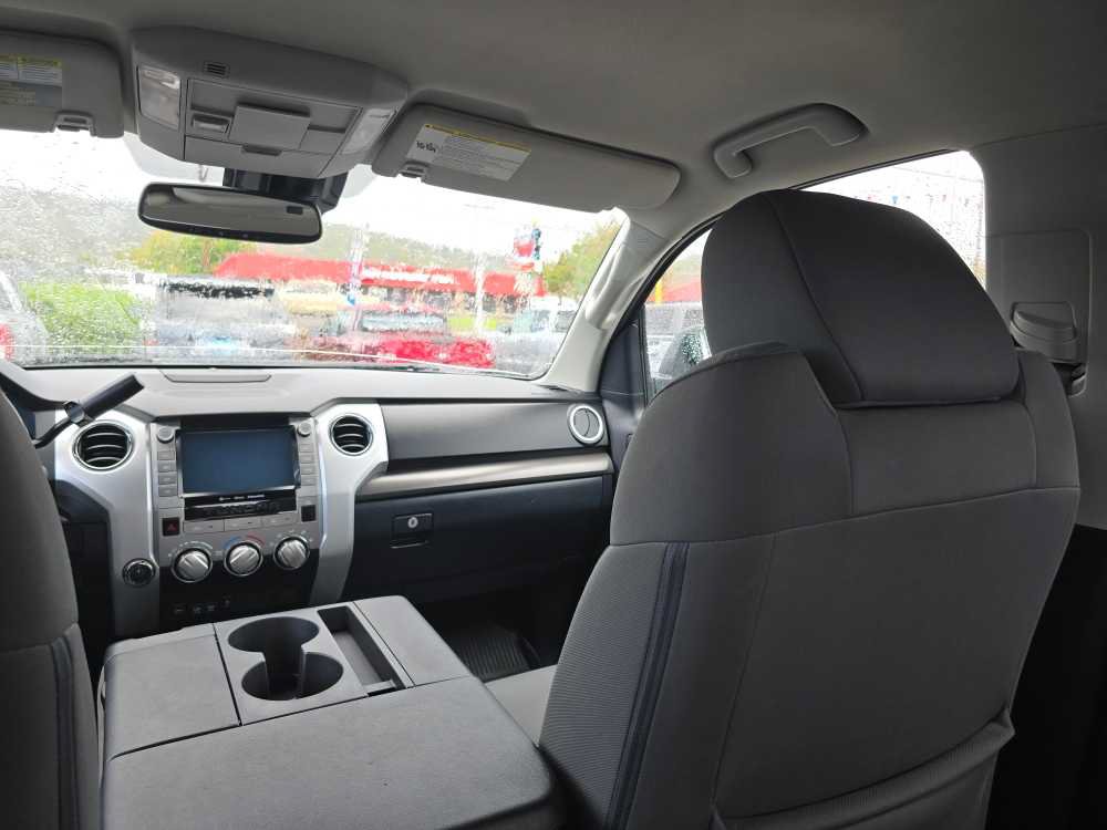 Used 2020 Toyota Tundra SR5 AWD/4WD image 14