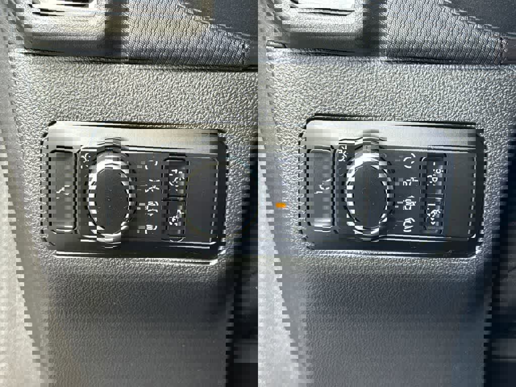 Certified 2025 Ford Bronco Sport Big Bend image 30