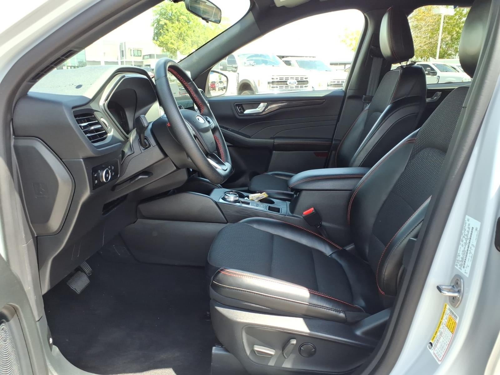 Certified 2025 Ford Escape ST-Line Select w/ Tech Pack #1 AWD/4WD image 22