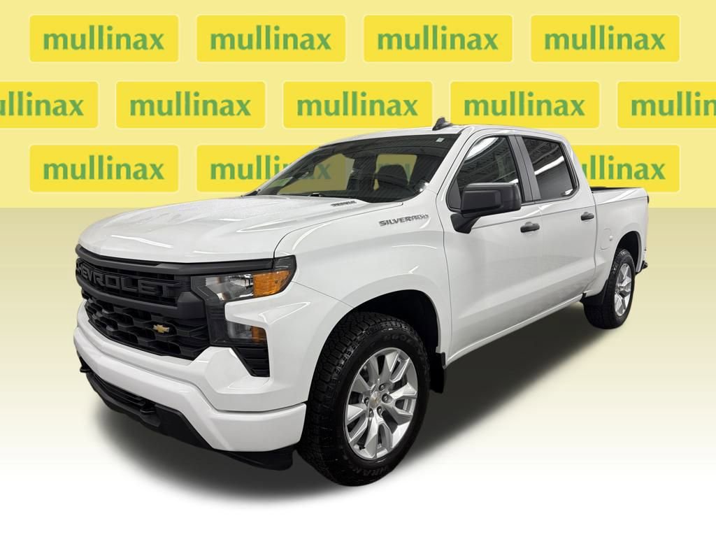 Used 2025 Chevrolet Silverado 1500 Custom image 7