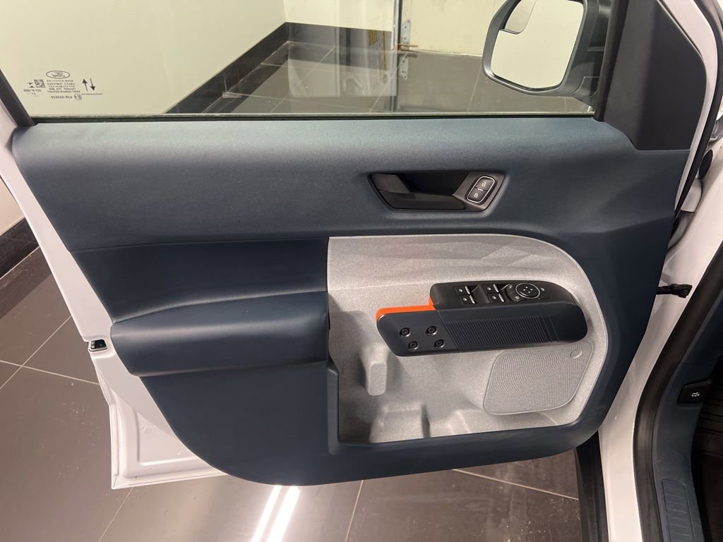 Certified 2022 Ford Maverick XLT FWD image 22