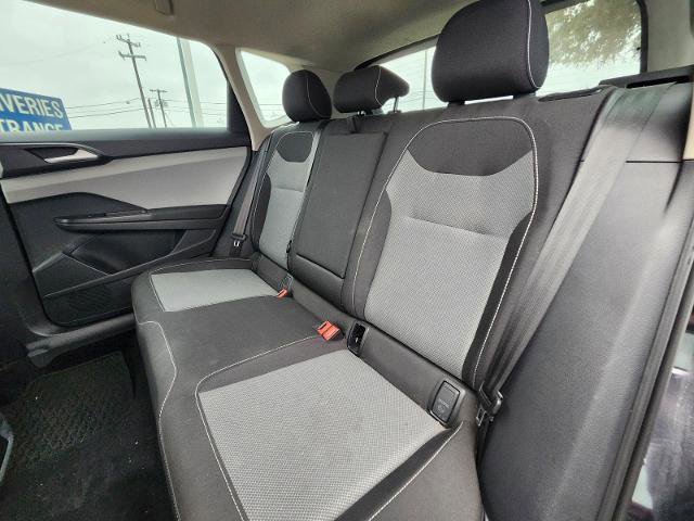 Used 2022 Volkswagen Taos S image 8