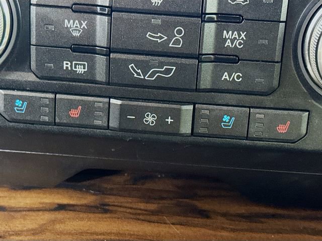 Certified 2019 Ford F150 Lariat w/ Equipment Group 502A Luxury image 25