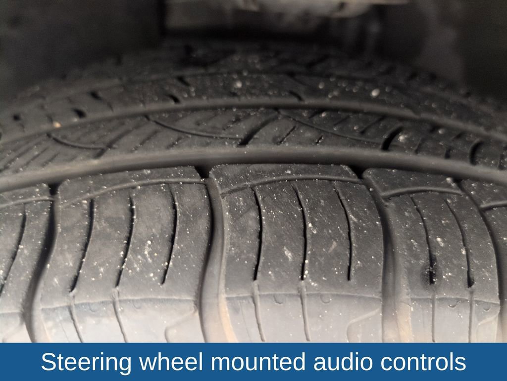 Certified 2024 Ford Edge SEL image 24