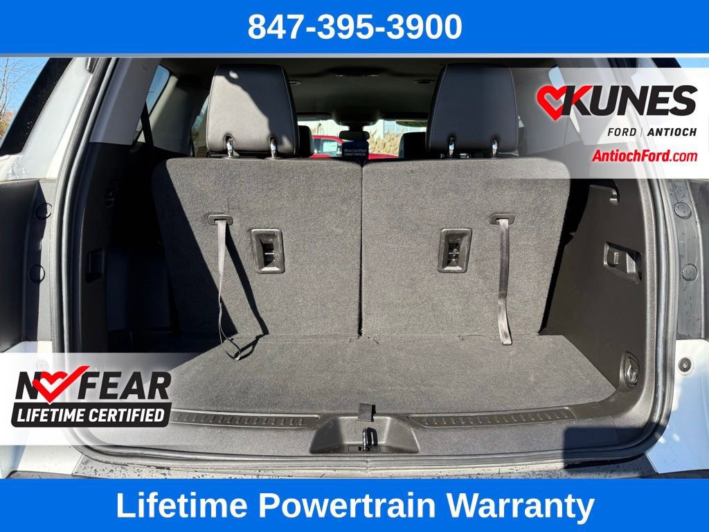 Used 2023 GMC Acadia SLT image 24