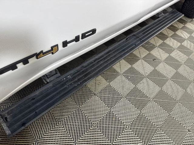 Used 2022 GMC Sierra 2500 AT4 w/ AT4 Premium Plus Package image 16