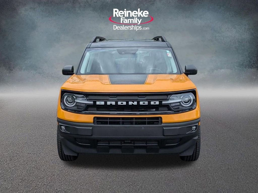 Certified 2022 Ford Bronco Sport Outer Banks w/ Tech Package AWD/4WD image 2