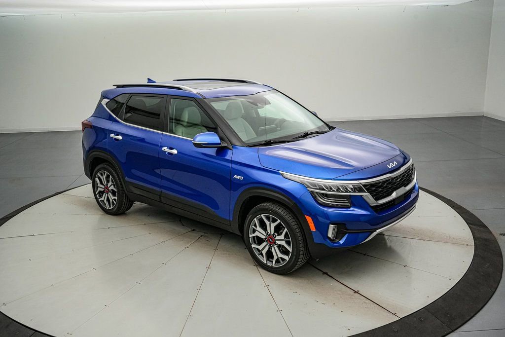 Used 2023 Kia Seltos SX w/ SX Sunroof Package image 8