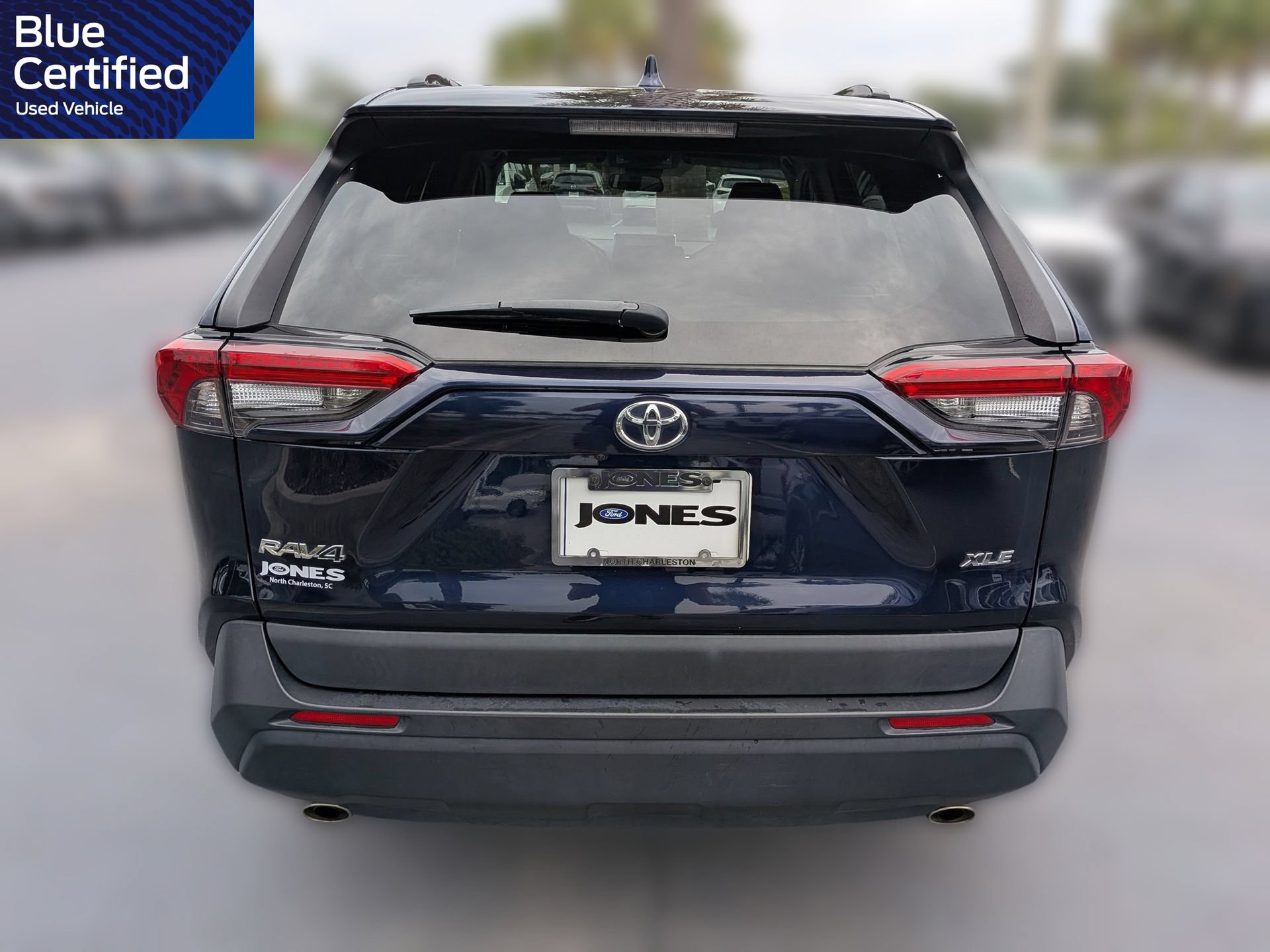Used 2025 Toyota RAV4 XLE FWD image 6
