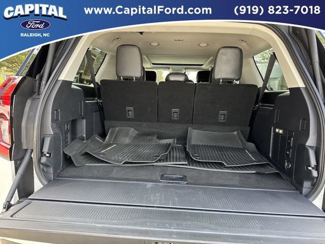 Certified 2025 Ford Expedition Max Platinum image 16