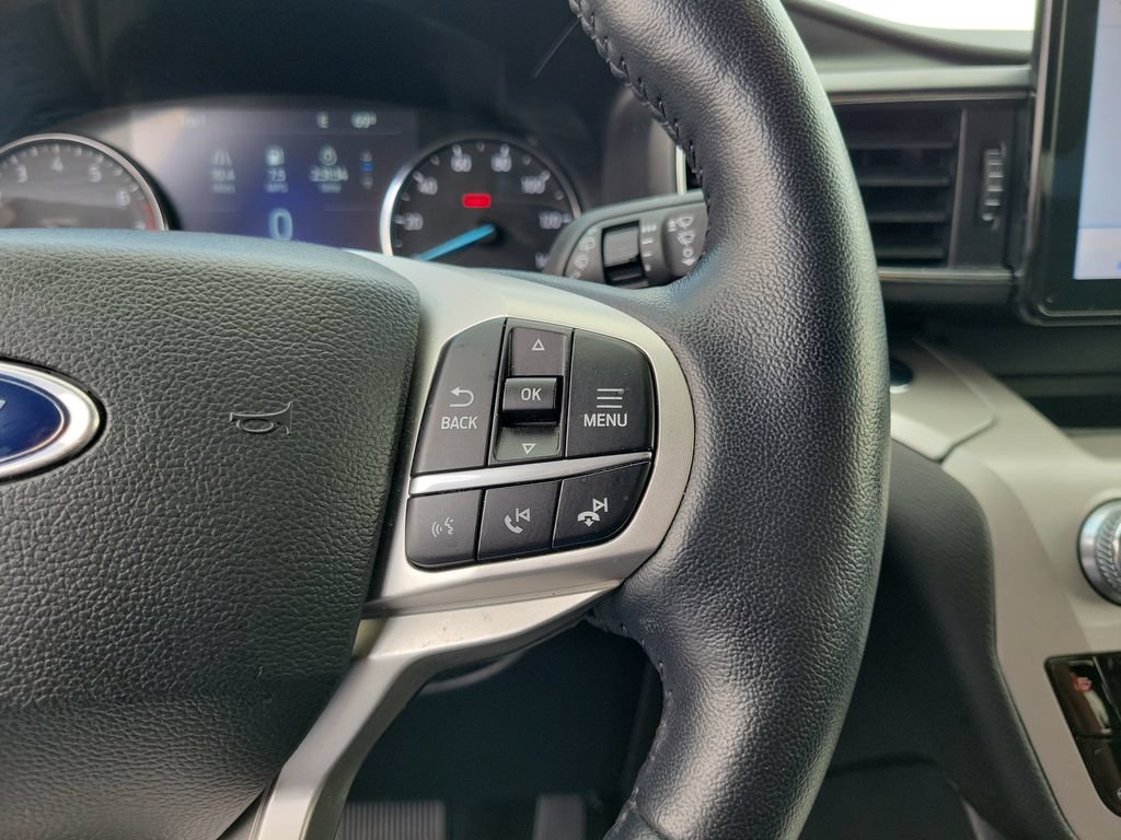 Certified 2023 Ford Explorer XLT w/ Equipment Group 202A AWD/4WD image 25