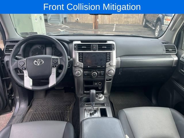 Used 2022 Toyota 4Runner SR5 Premium w/ Moonroof Package AWD/4WD image 11