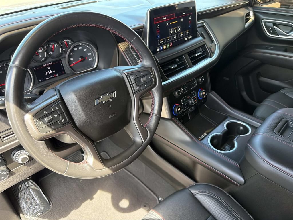 Used 2021 Chevrolet Suburban RST w/ Luxury Package AWD/4WD image 8
