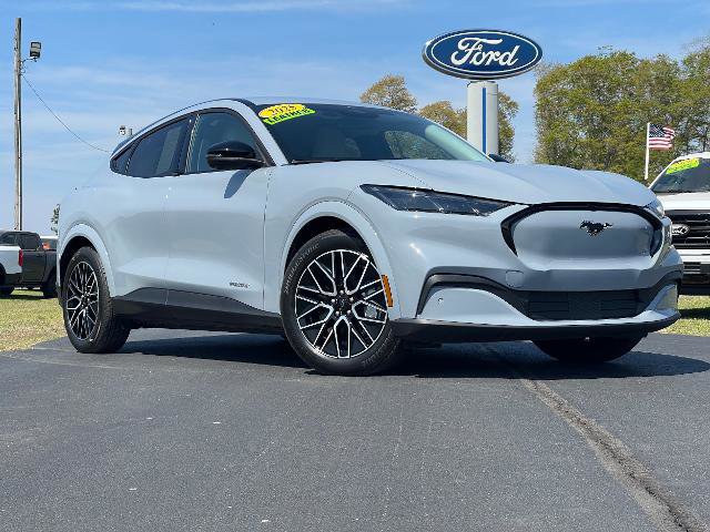 Certified 2025 Ford Mustang Mach-E Premium image 7