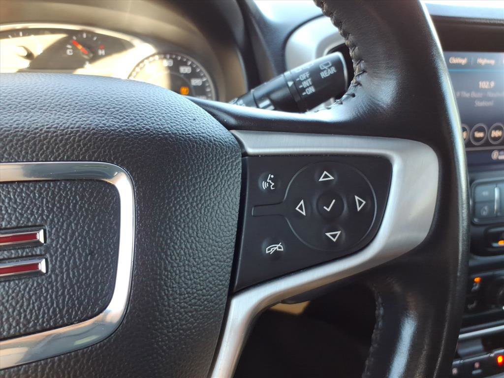 Used 2022 GMC Terrain SLT image 16