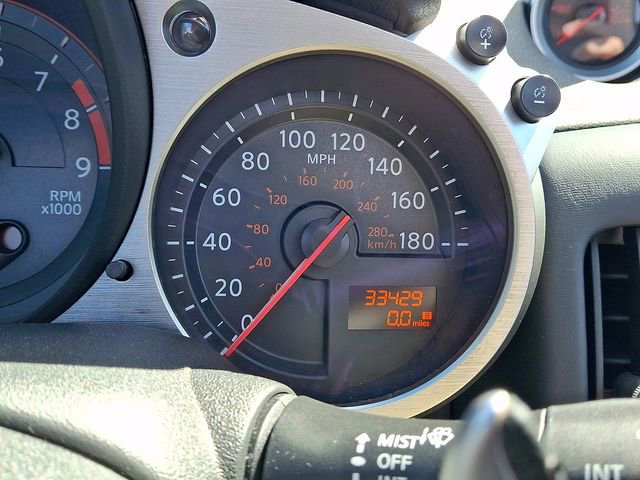 Used 2018 Nissan 370Z Touring Sport image 18