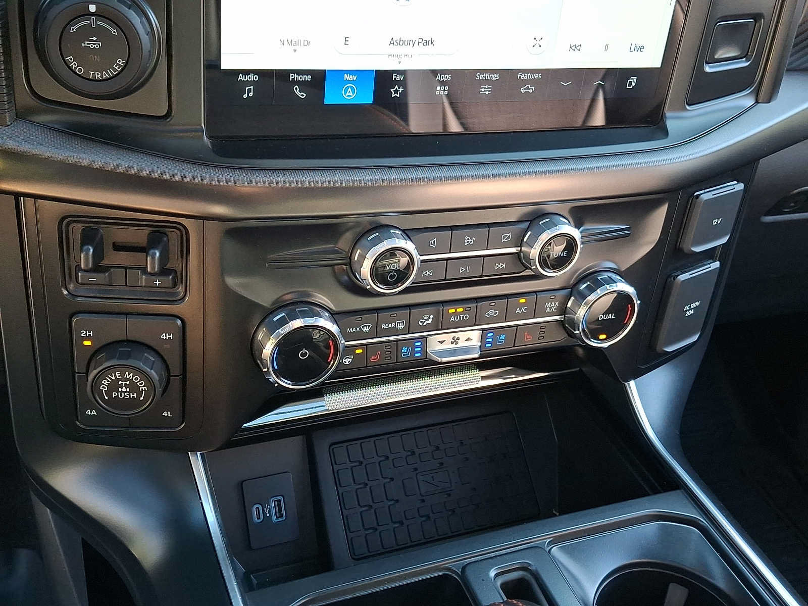 Certified 2024 Ford F150 Raptor AWD/4WD image 16