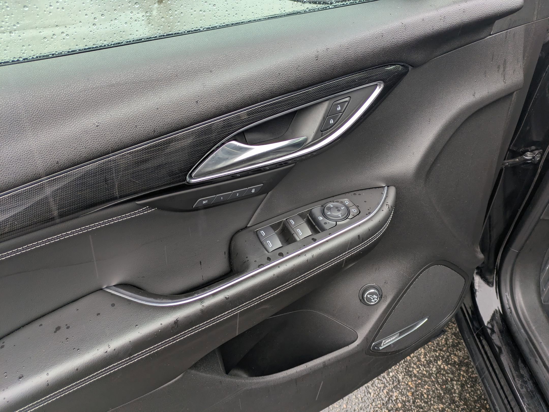 Used 2021 Buick Envision Essence w/ Technology Package I image 13