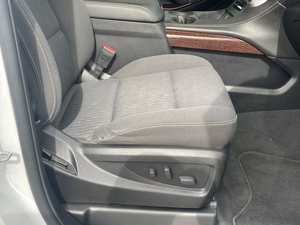 Used 2019 GMC Yukon SLE w/ SLE Value Package image 18