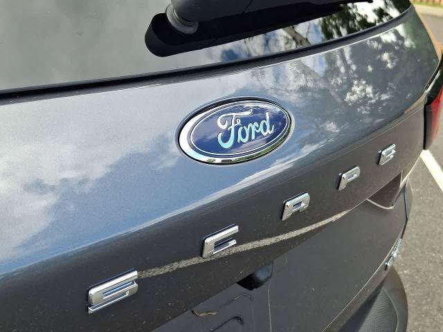 Certified 2025 Ford Escape Active AWD/4WD image 28