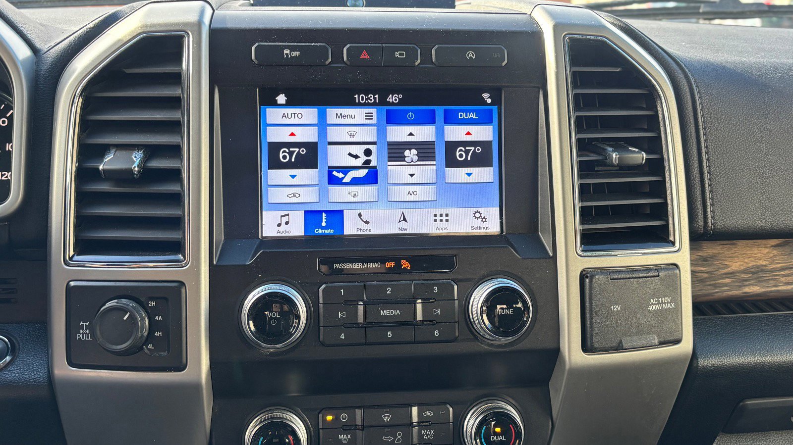 Certified 2019 Ford F150 Lariat w/ Equipment Group 502A Luxury image 42