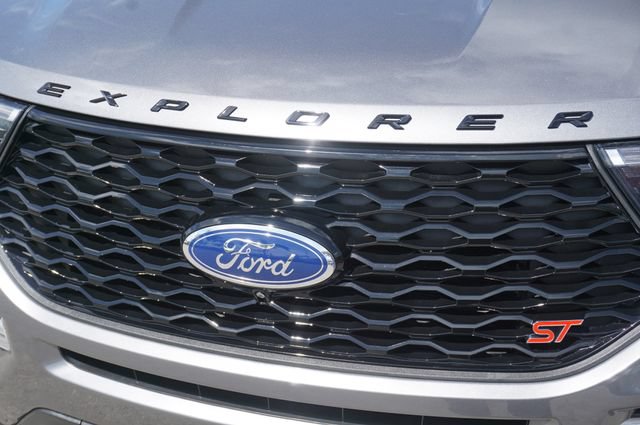 Certified 2022 Ford Explorer ST w/ Equipment Group 401A AWD/4WD image 24
