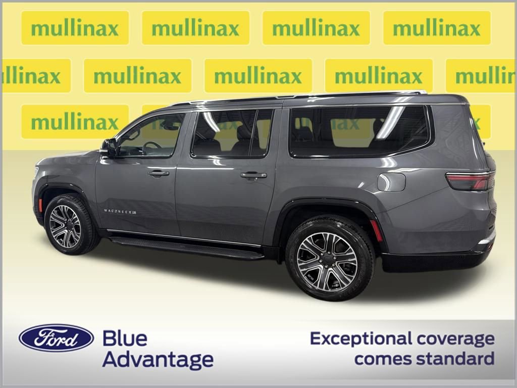 Used 2024 Jeep Wagoneer L Series II image 6