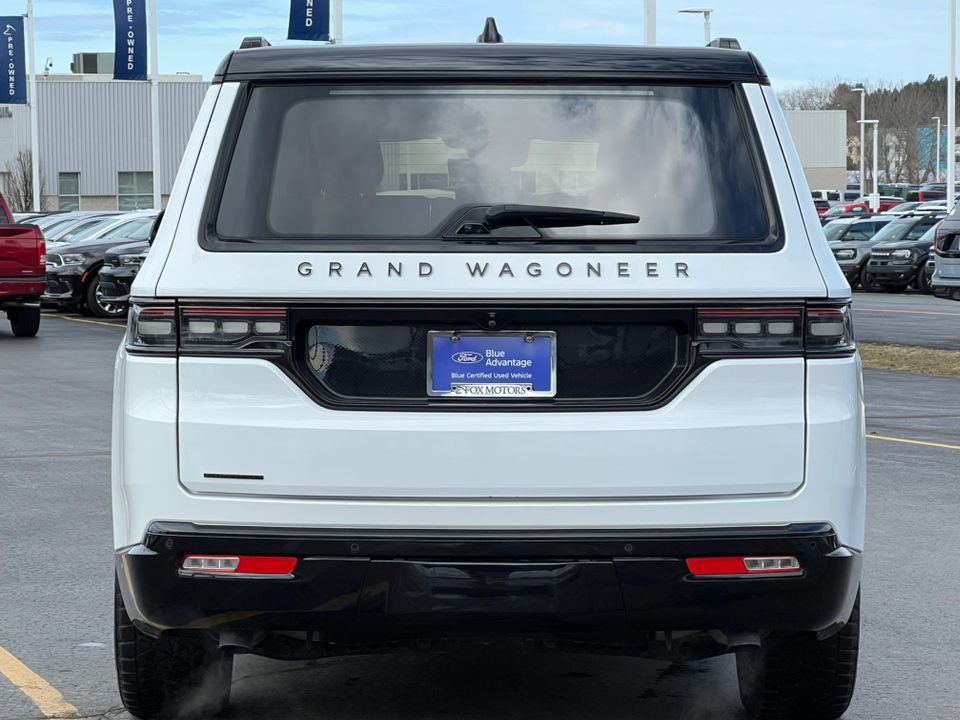 Used 2023 Jeep Grand Wagoneer Series III w/ Rear Seat Video Group 1 image 3