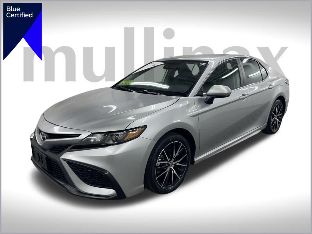 Used 2024 Toyota Camry SE