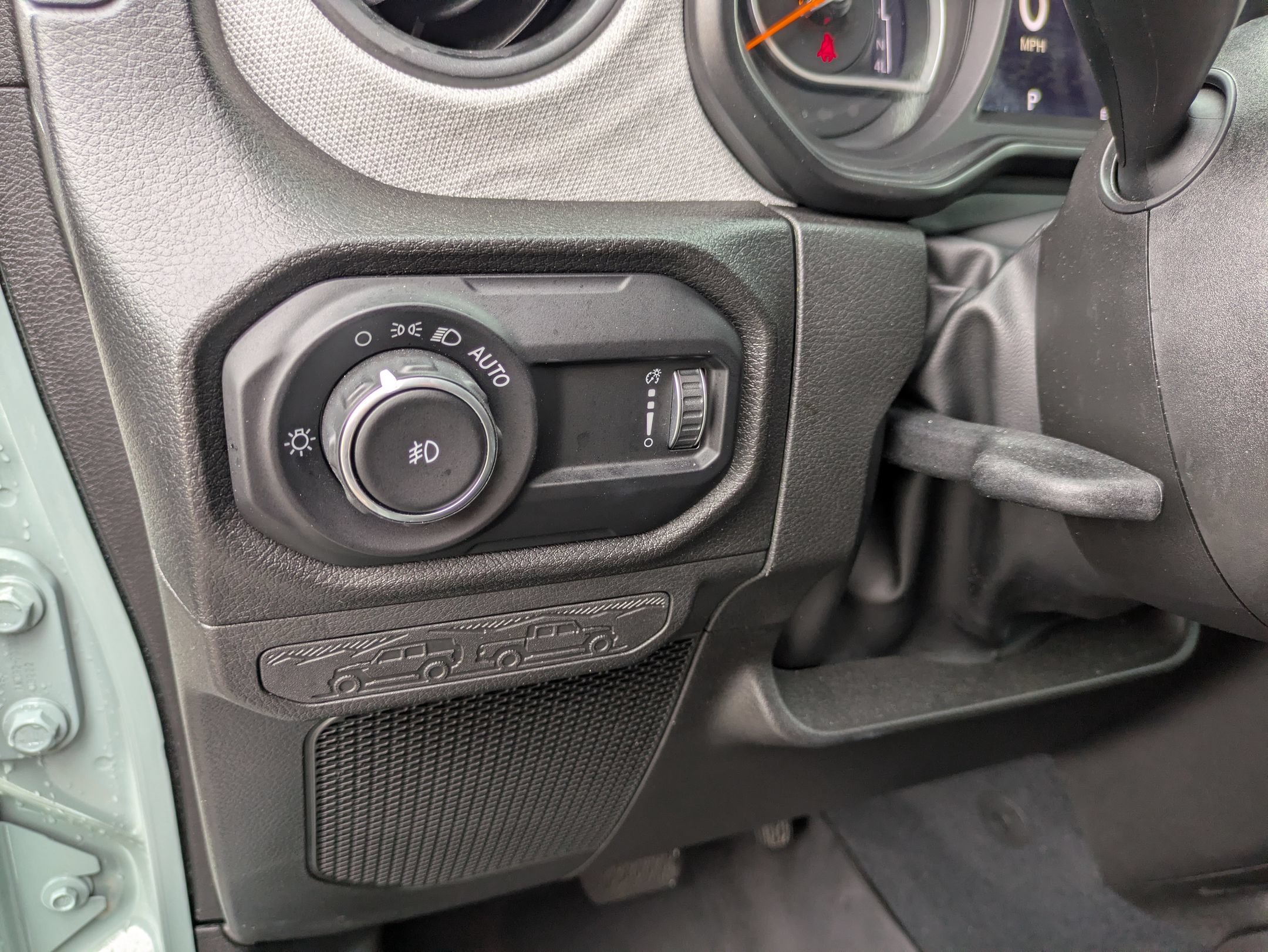 Used 2024 Jeep Wrangler Unlimited Sport AWD/4WD image 17