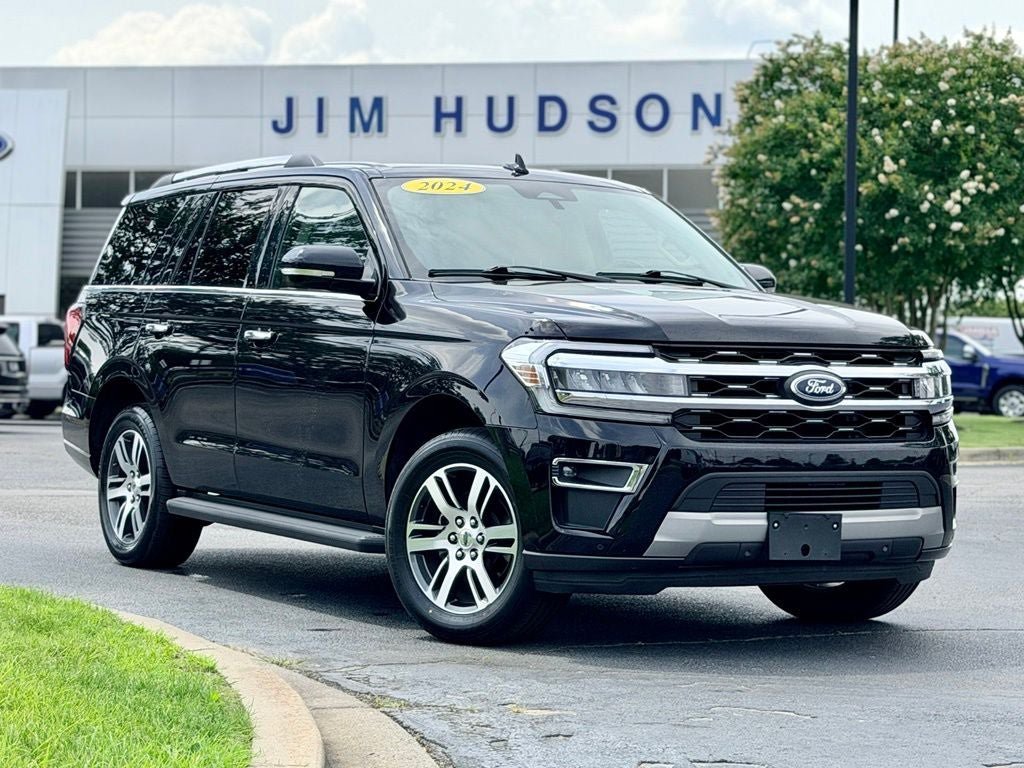 Certified 2024 Ford Expedition Limited AWD/4WD image 2