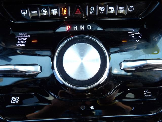 Used 2023 Jeep Grand Wagoneer Series III image 20