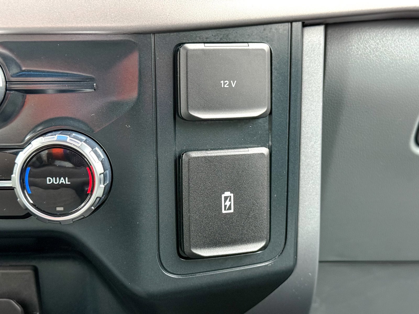 Certified 2025 Ford F150 XLT w/ Equipment Group 301A Standard image 27