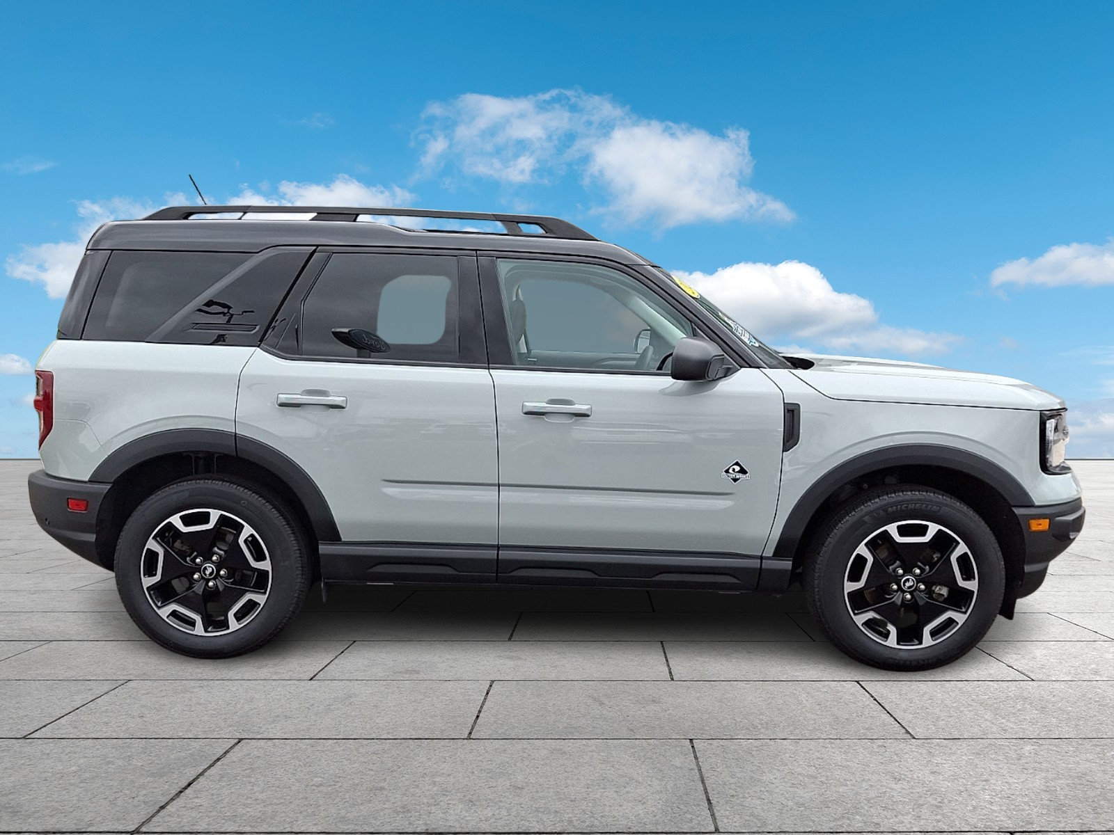 Certified 2024 Ford Bronco Sport Outer Banks w/ Tech Package AWD/4WD image 7