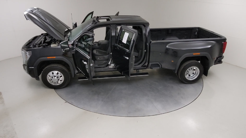 Used 2024 GMC Sierra 3500 Denali w/ Denali Reserve Package AWD/4WD image 57